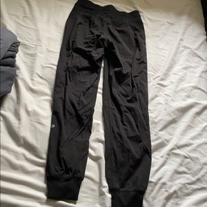 Lululemon dance studio jogger